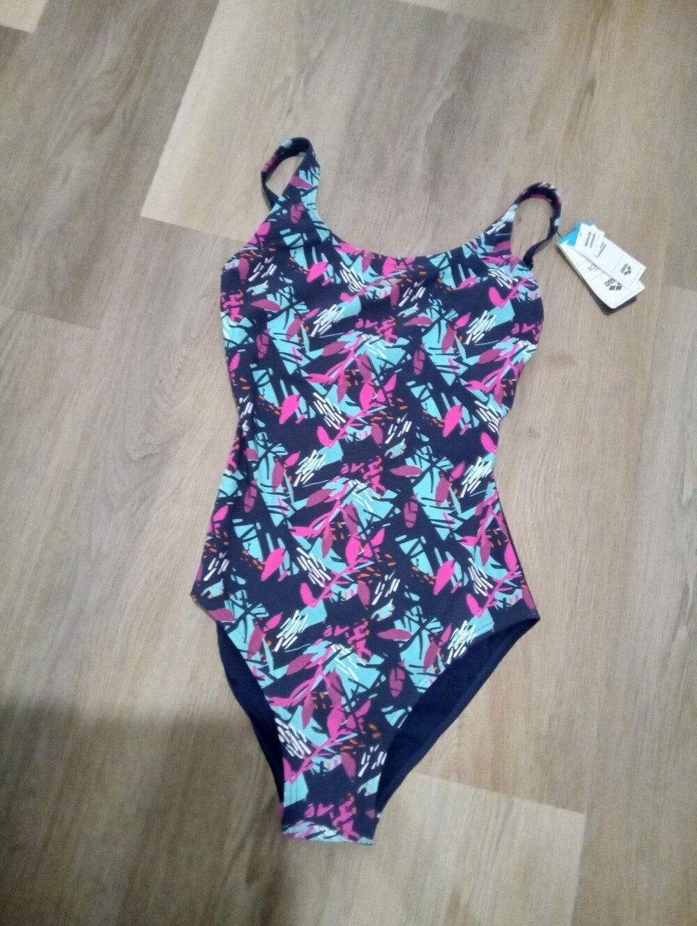 Arena Sz 32 (6) Bodylift Francy Navy One-Piece Teal & Pink Abstract Accents NWT